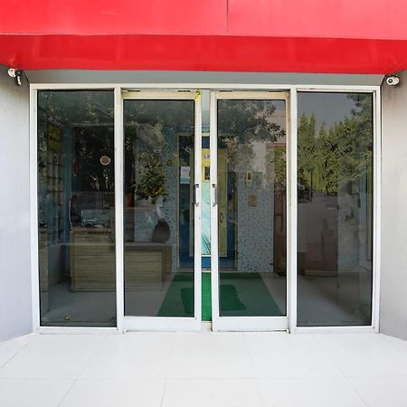 Hotel O Vibrant Residency Ahmedabad Bagian luar foto