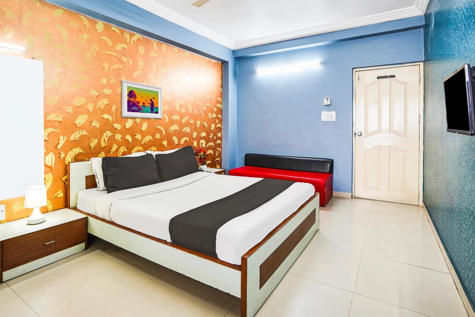 Hotel O Vibrant Residency Ahmedabad Bagian luar foto